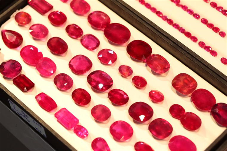 泰国红蓝宝石市场广泛